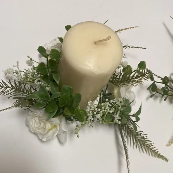 2 Pier 1 Floral Pillar Holders. - Picture 3 of 4